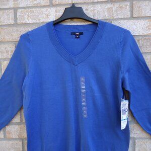 SIZE XL. Anne Klein sport pullover.